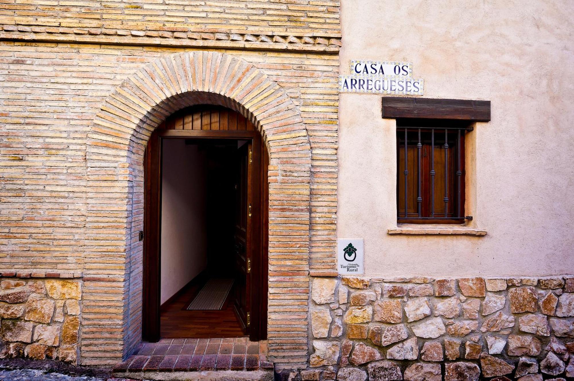 Casa Rural Os Arregueses Alquezar Exterior photo