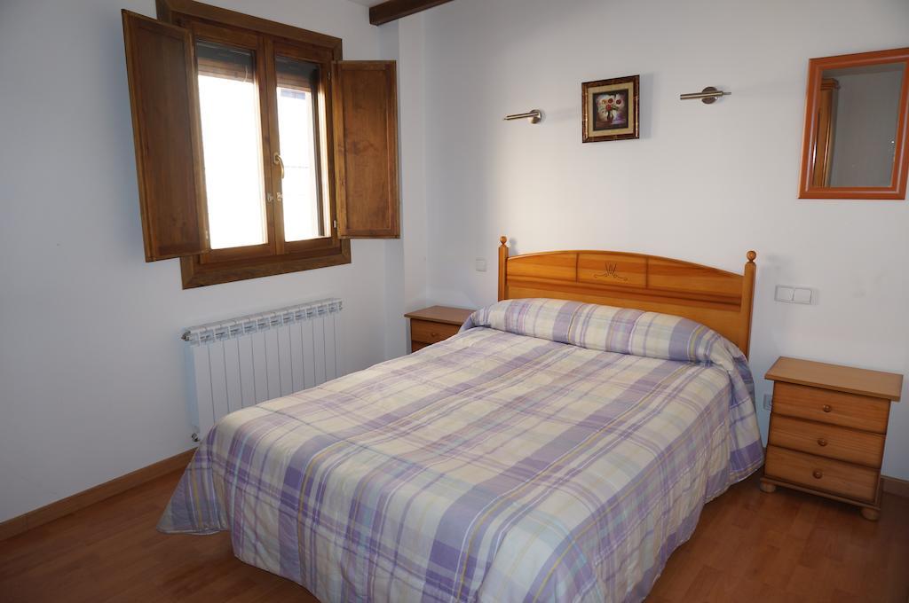 Casa Rural Os Arregueses Alquezar Exterior photo