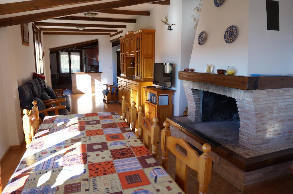 Casa Rural Os Arregueses Alquezar Exterior photo